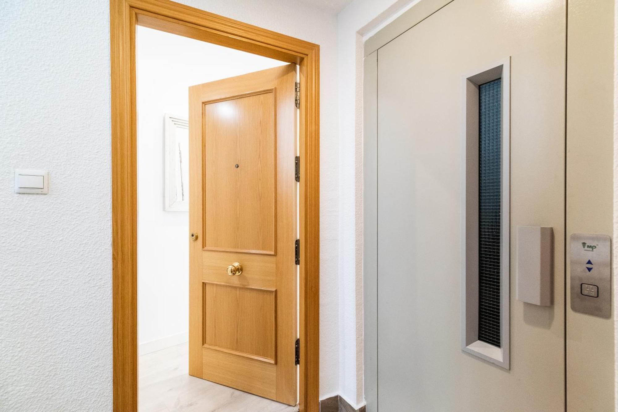 Wekey Homes Granada, Elvira Suites Centro Luaran gambar